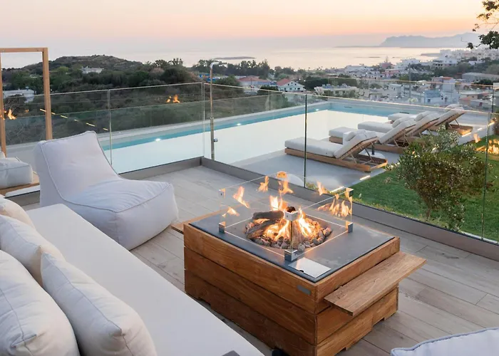 Centro Golden View * ハニア