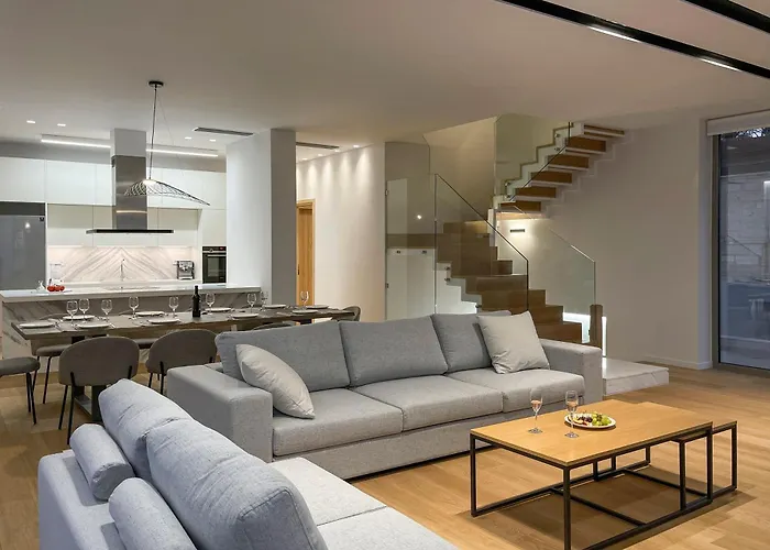 Centro Golden View ヴィラ ハニア