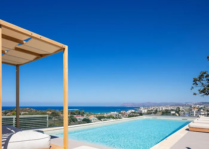 Centro Golden View Villa *