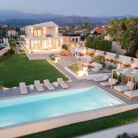 Centro Golden View Вілла