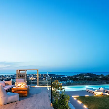 Centro Golden View *